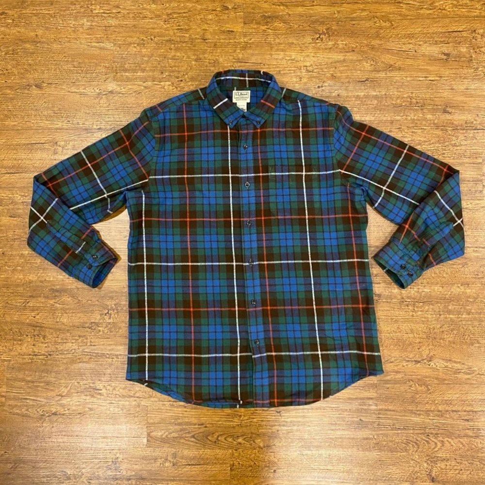 L.L. Bean Blue Scotch Plaid Slightly Fitted Button Down Flannel Shirt Men's Sz L